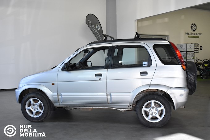 DAIHATSU 1.3i 16V cat 4WD DB/AC